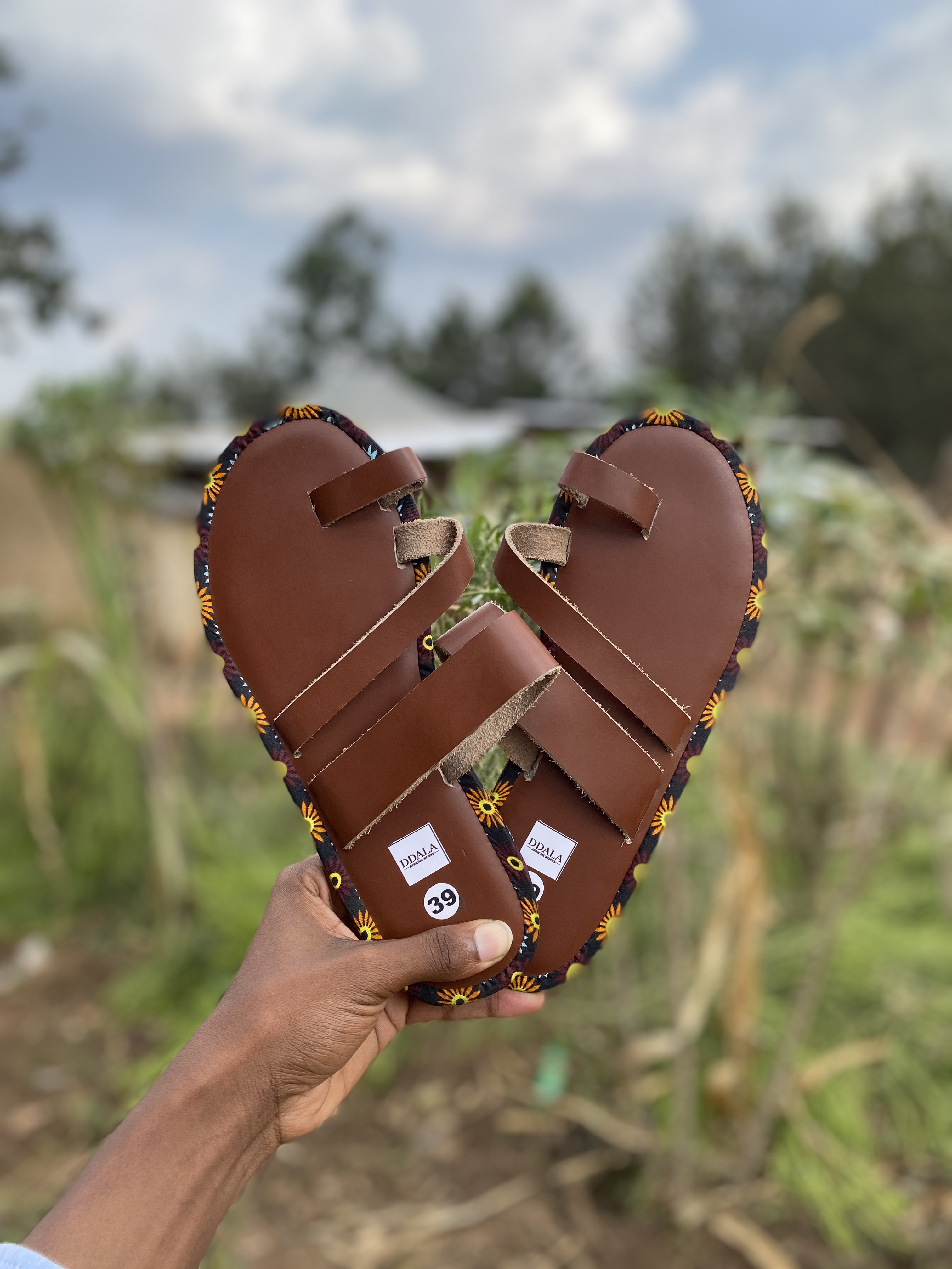 Three Strap - Ddala Africa Works